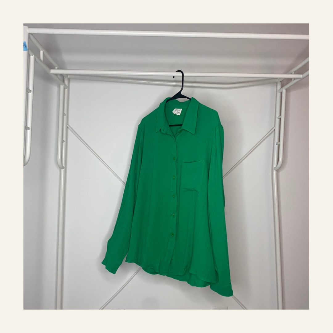 Dana Button Up Kelly Green